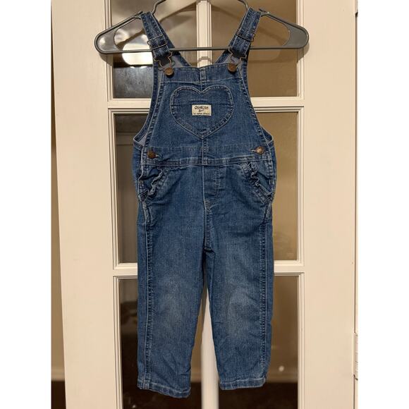 OshKosh B'Gosh toddler Denim Heart Shaped Pocket Overalls 2T - Picture 1 of 5